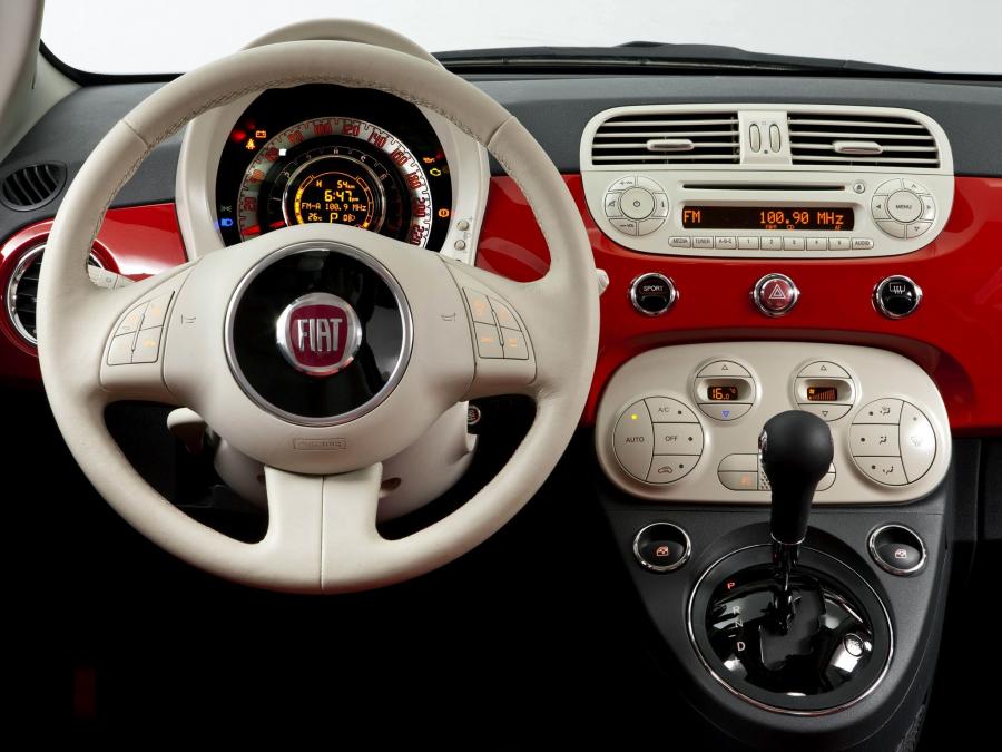  Fiat 500 Lounge Air 2011 года  (BR) (фото 8 из 9)